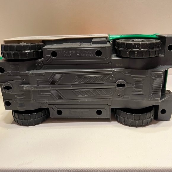 Matchbox Power Launcher Recycling Garbage Truck Only No Car Plastic 2016 Pre-own - Picture 10 of 13